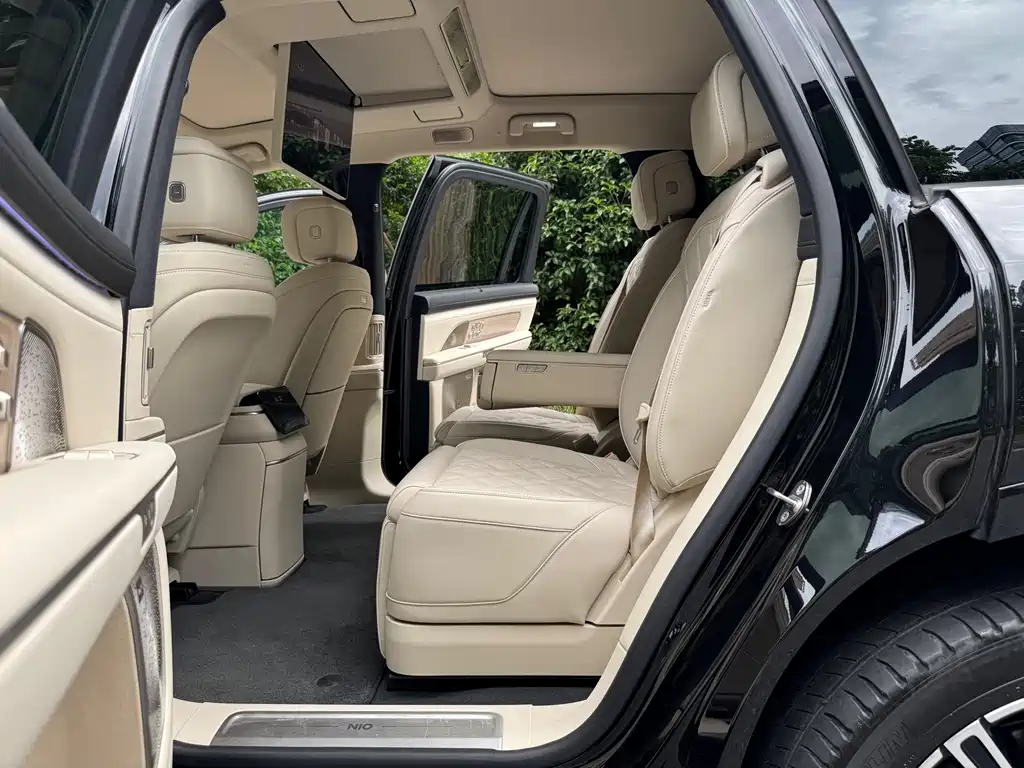 NIO ES8 2026 мест Executive Luxury