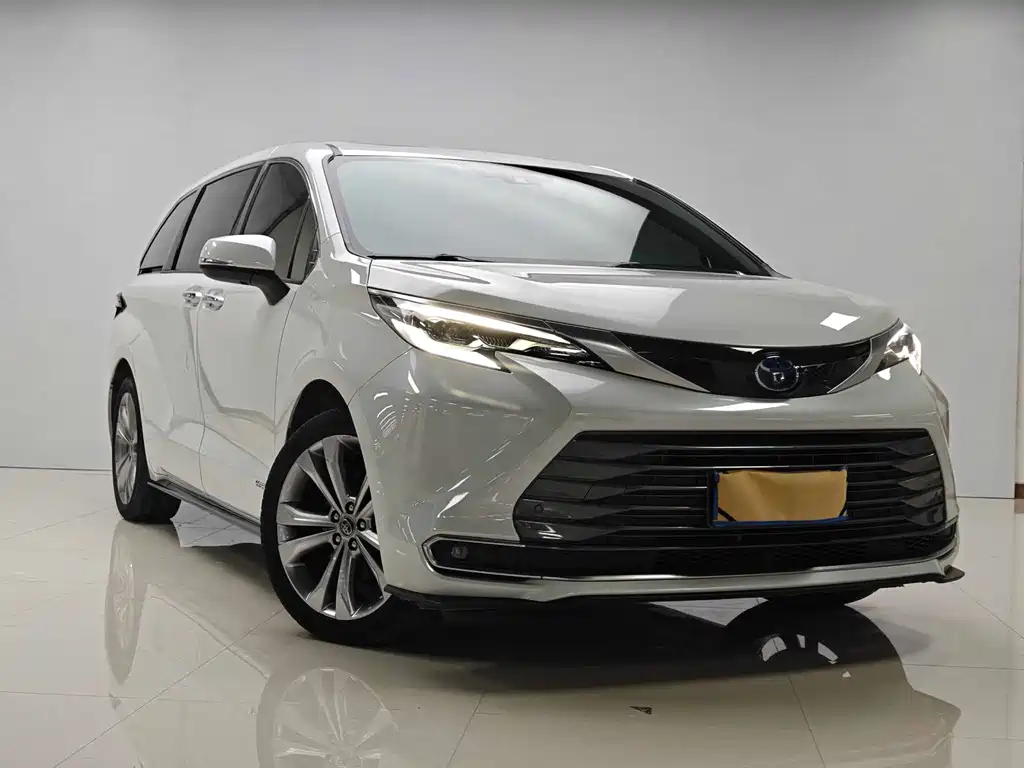 Toyota Sienna 2021 2.5L Luxury