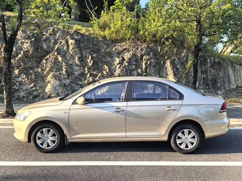 Volkswagen Santana — миниатюра 23
