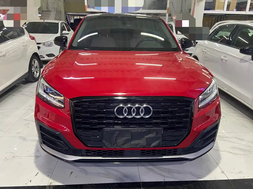 AUDI Q2L