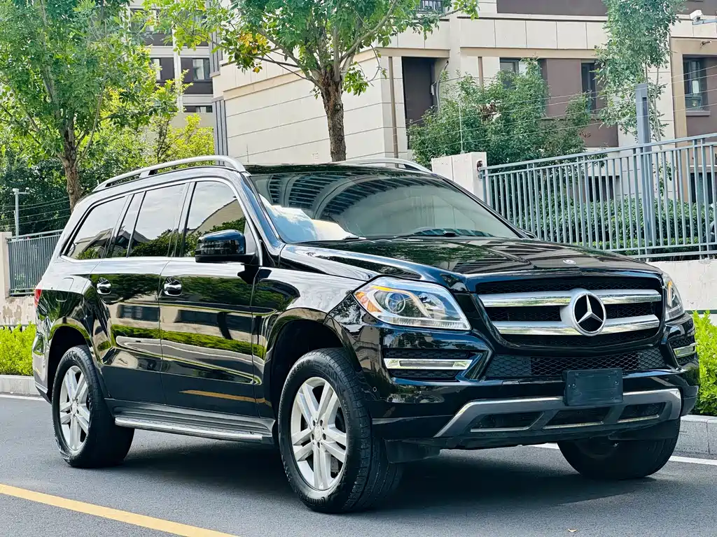 Mercedes-Benz GL-Class — миниатюра 6