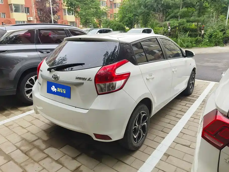 Toyota Yaris L Zhixuan YARiS L 2015 1.5E AT