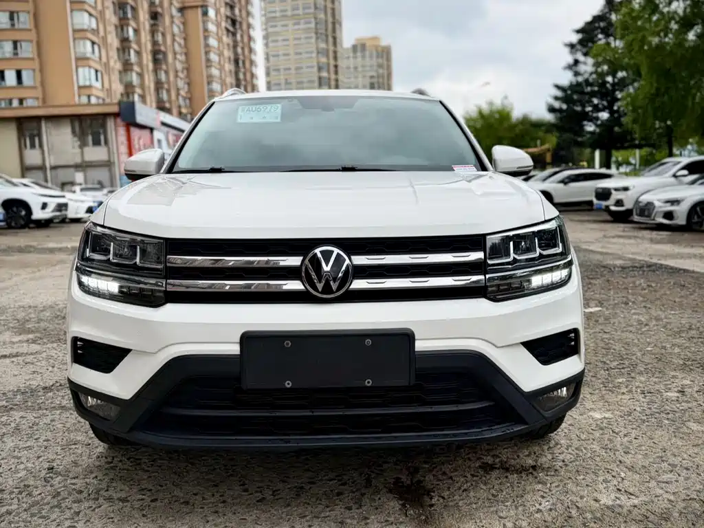 Volkswagen Tharu 2021 280TSI Luxury