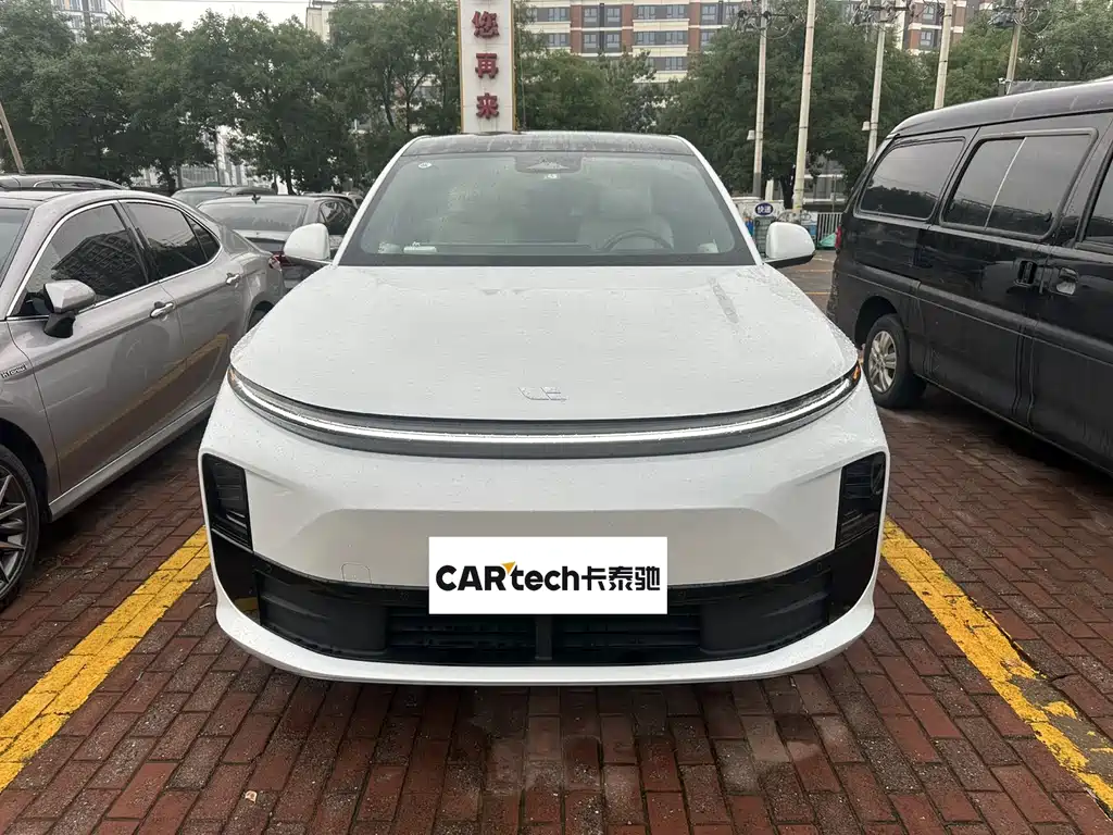 Li Auto L6 2024 Pro