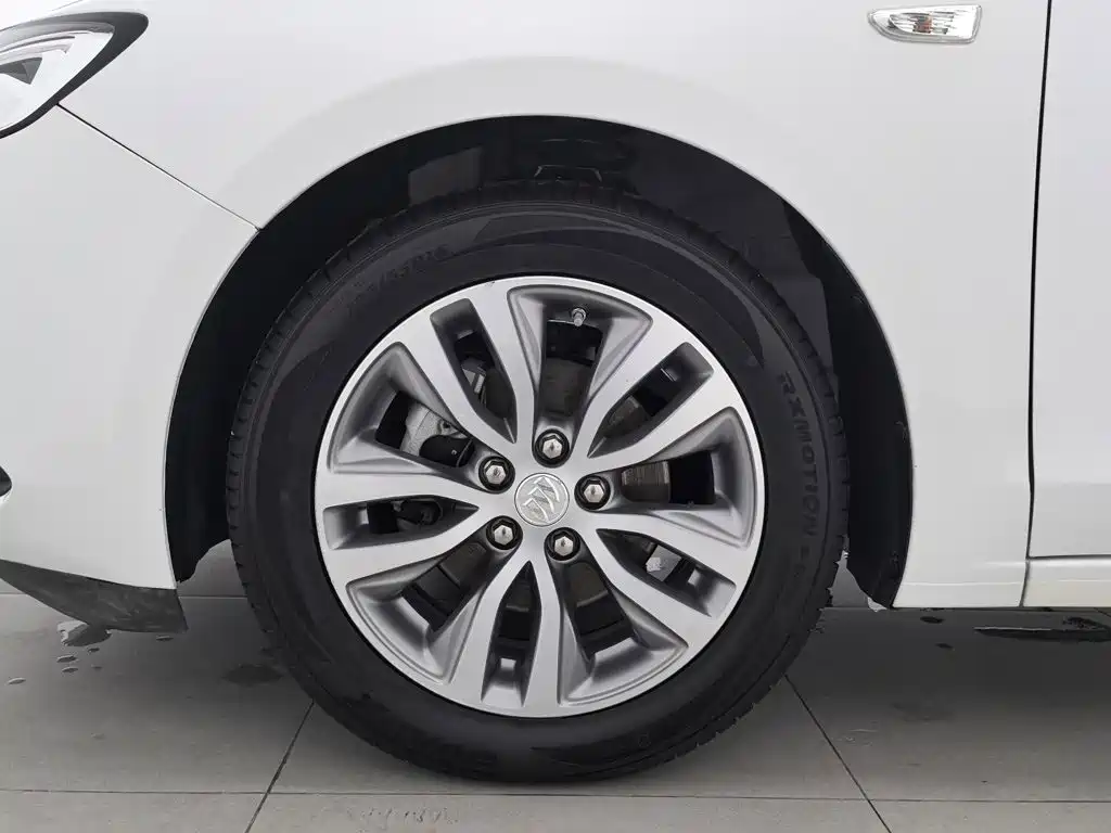 Buick Excelle — миниатюра 17
