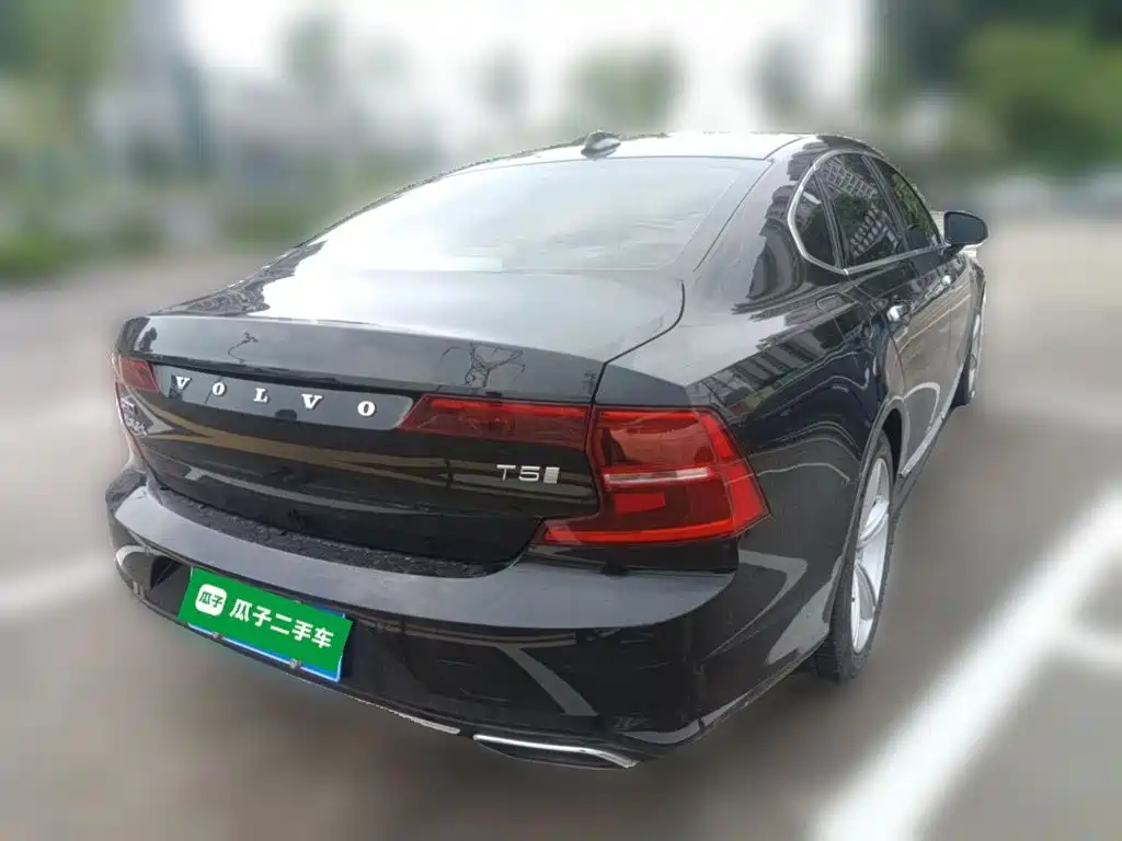 Volvo S90 — миниатюра 6