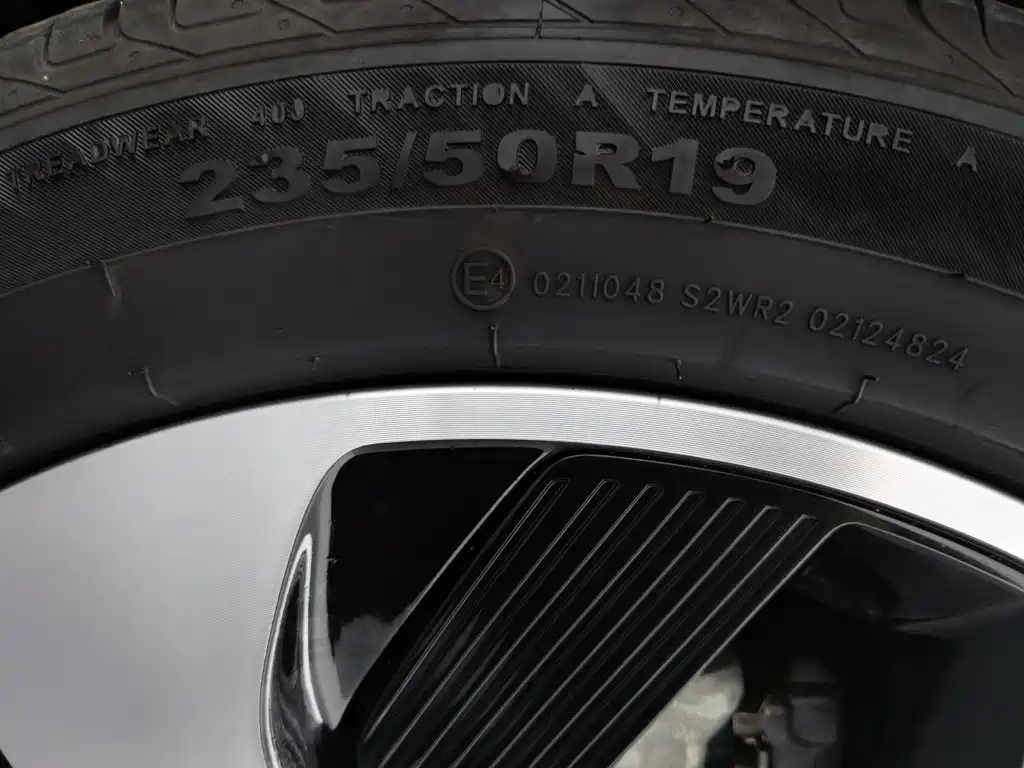BYD PLUS New Energy — миниатюра 24
