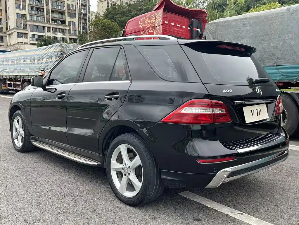 Mercedes-Benz M-Class — миниатюра 10