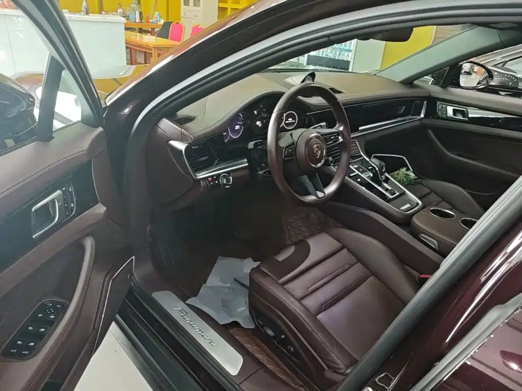 Porsche Panamera — миниатюра 16