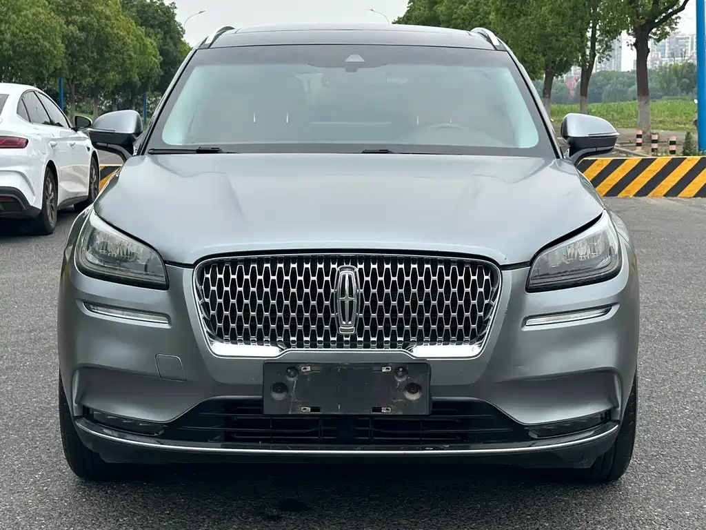 Lincoln Corsair 2020 2.0T