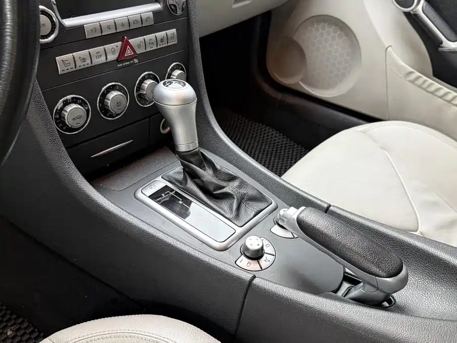 Mercedes-Benz SLK-Class — миниатюра 23