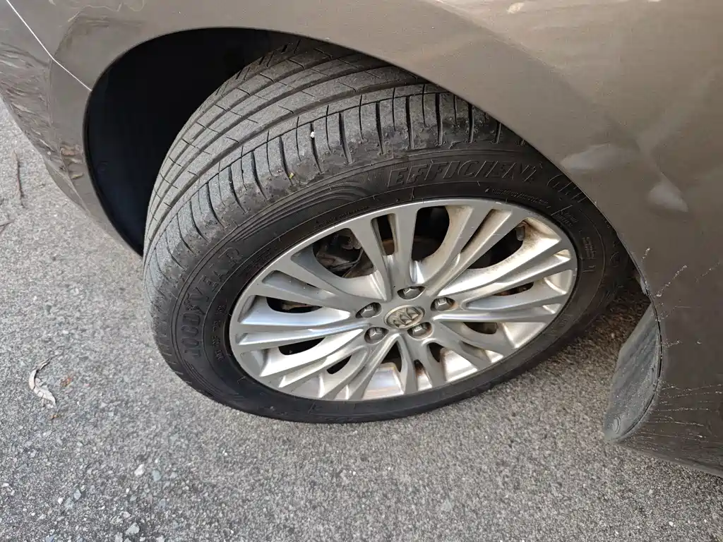 Buick Excelle — миниатюра 17