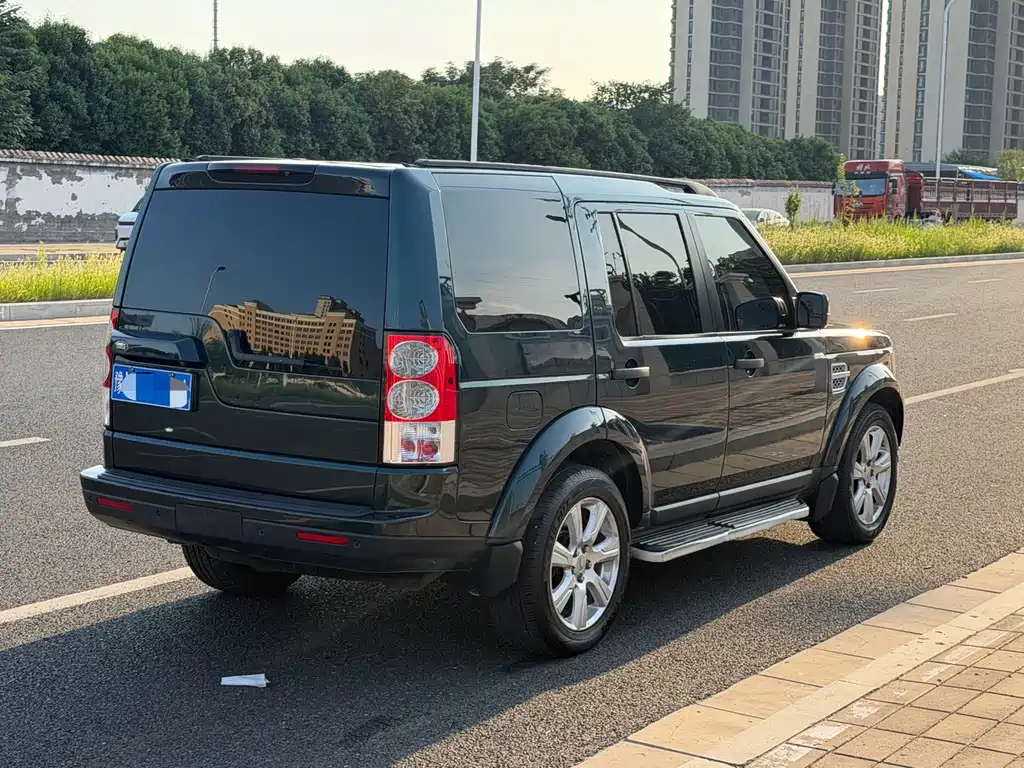 Land Rover Discovery — миниатюра 9