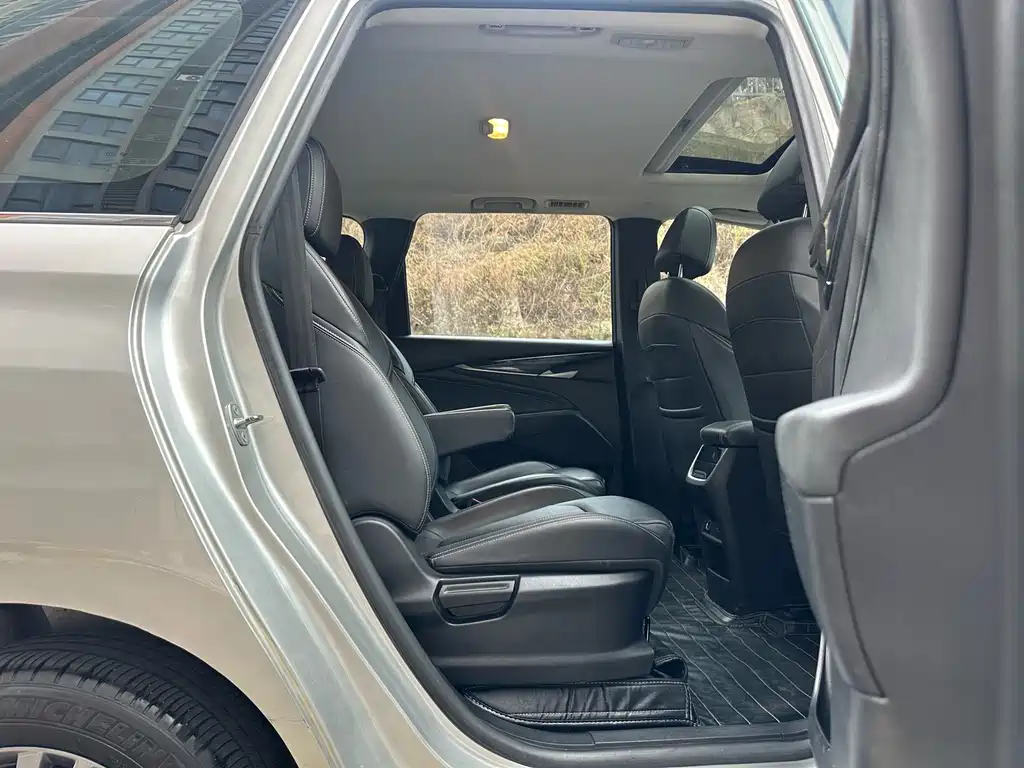 SAIC MAXUS CHASE G50