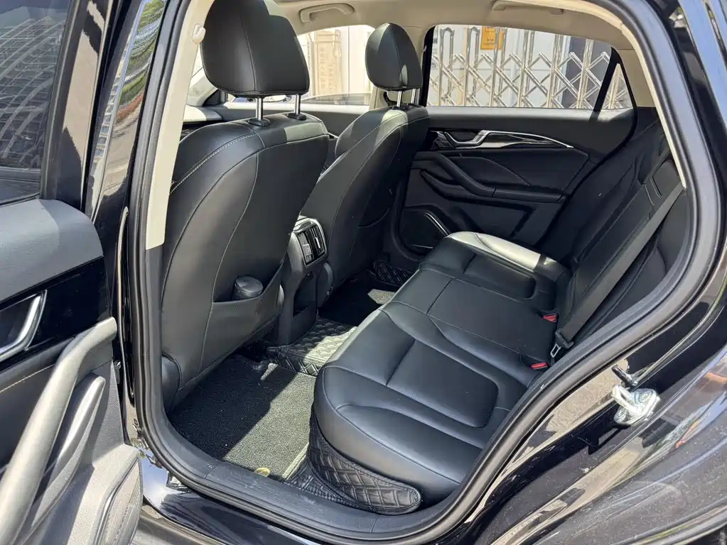 Bestune B70 — миниатюра 9