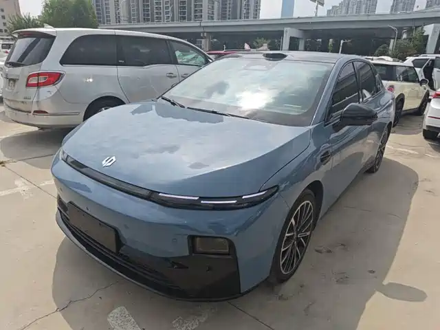 Leapmotor 零跑B01