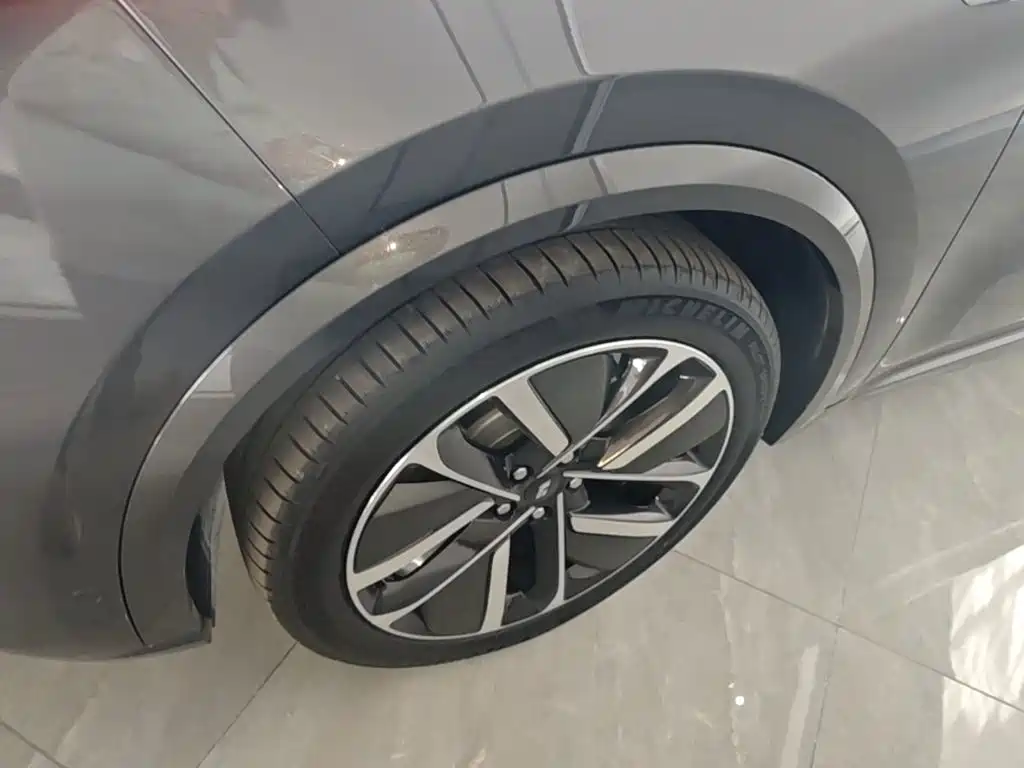 Li Auto Li L9 — миниатюра 23