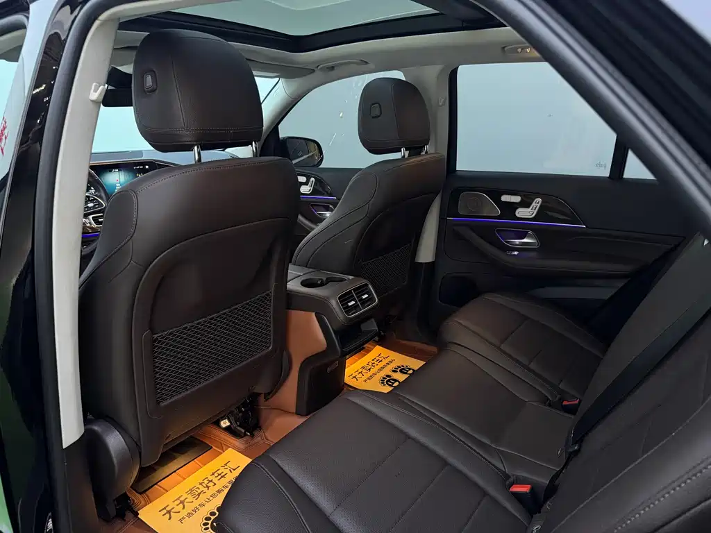 Mercedes-Benz GLE (Import) — миниатюра 7