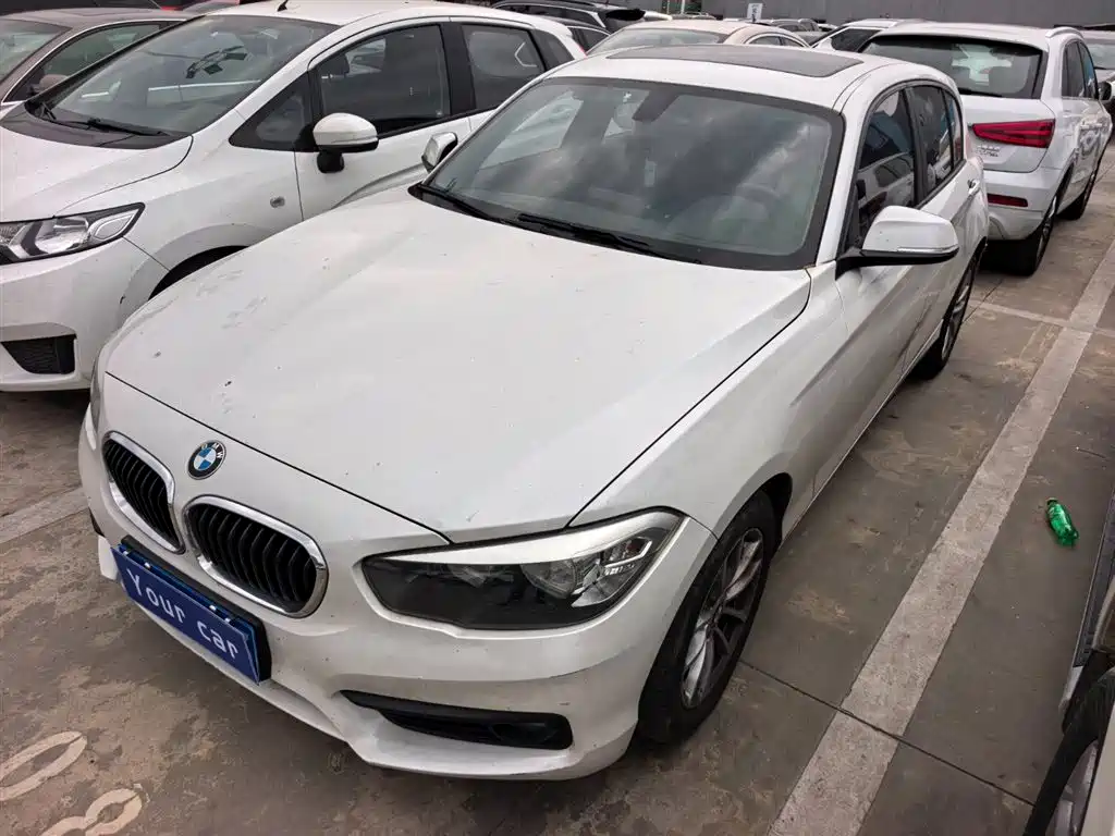 BMW 1 Series (Import) 2016