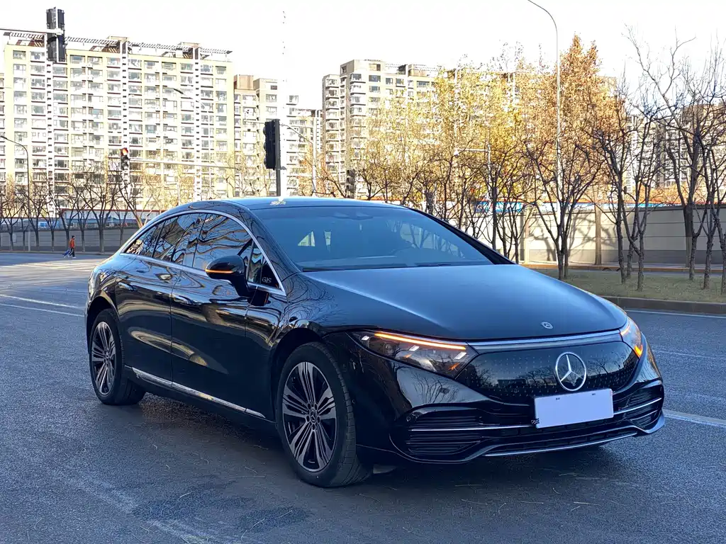 Mercedes-Benz EQS 2022 450+