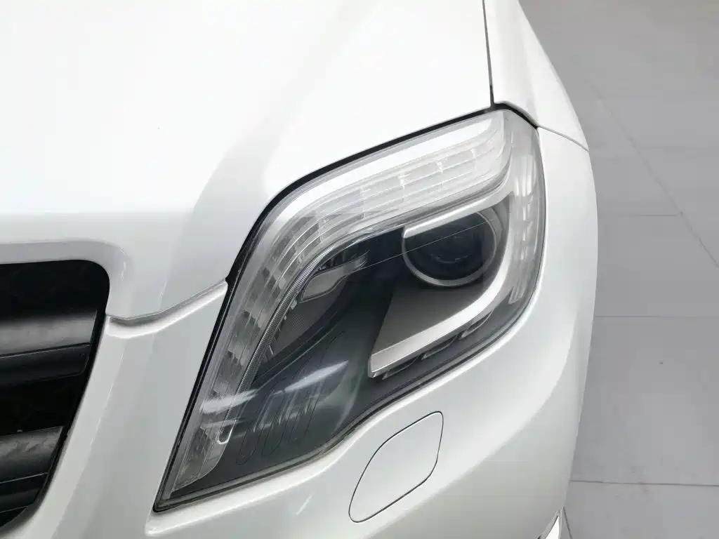 Mercedes-Benz GLK-Class — миниатюра 7