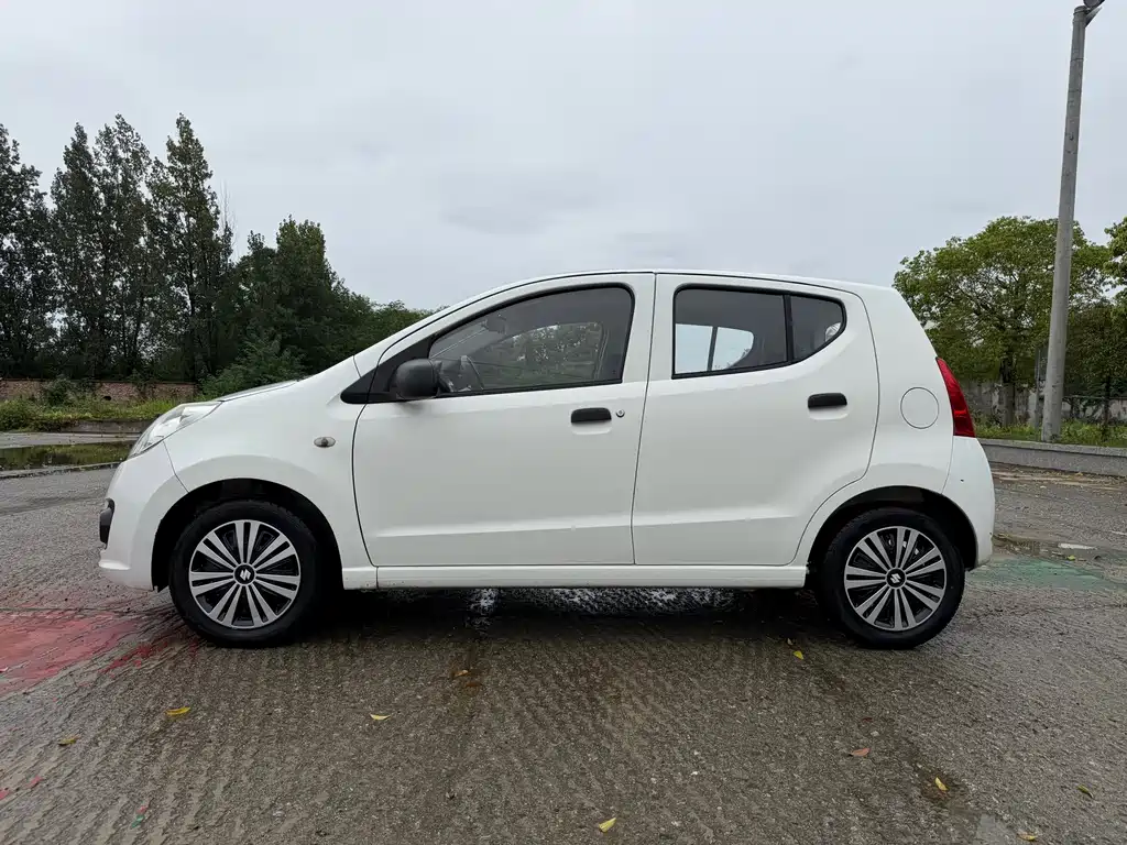 Suzuki Alto — миниатюра 4