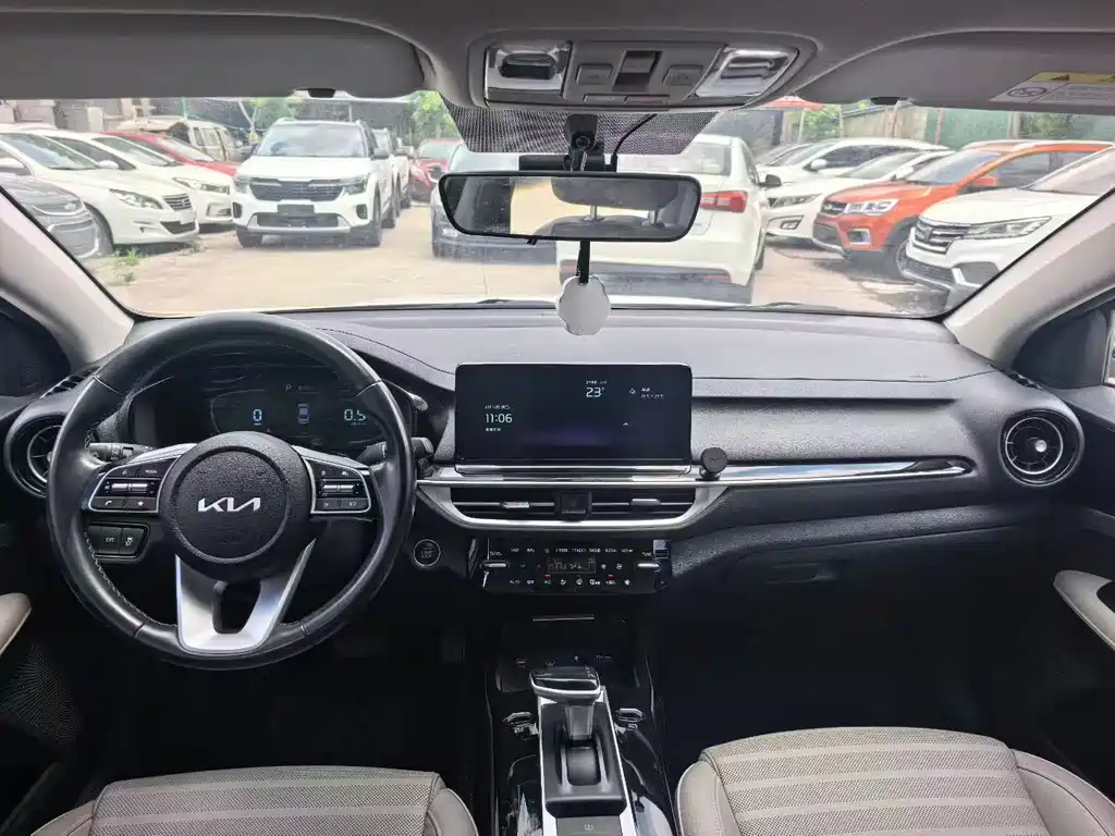 Kia K3 — миниатюра 5