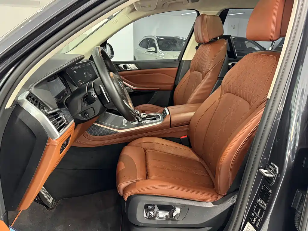 BMW X7 — миниатюра 9