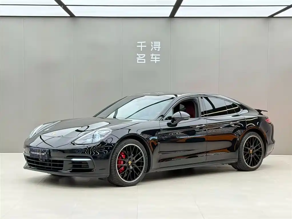 Porsche Panamera 2020