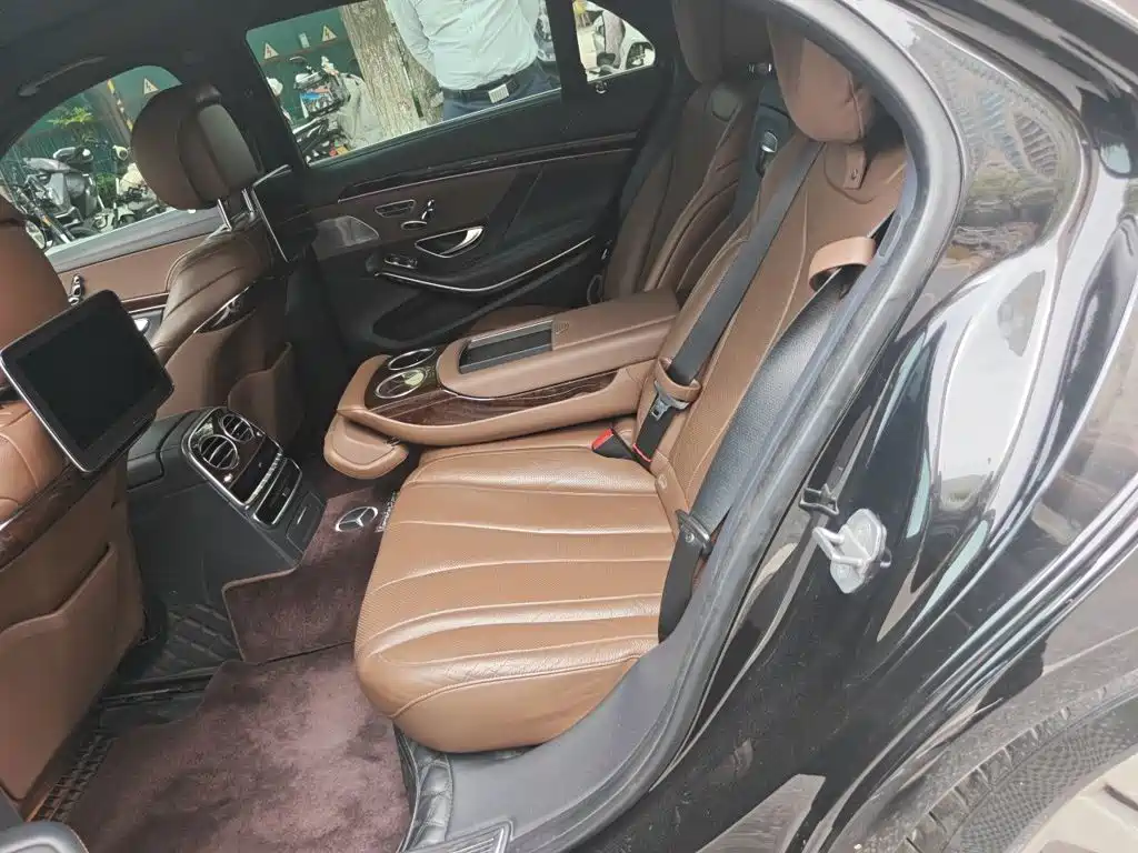 Mercedes-Benz S-Class — миниатюра 18
