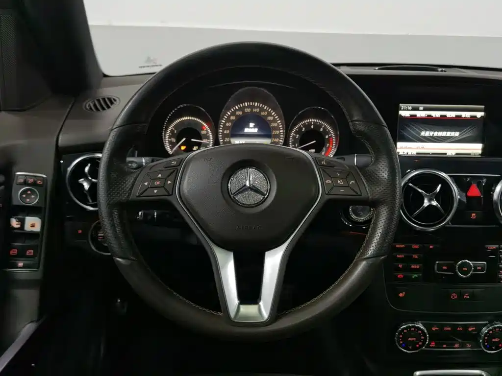 Mercedes-Benz GLK-Class — миниатюра 11