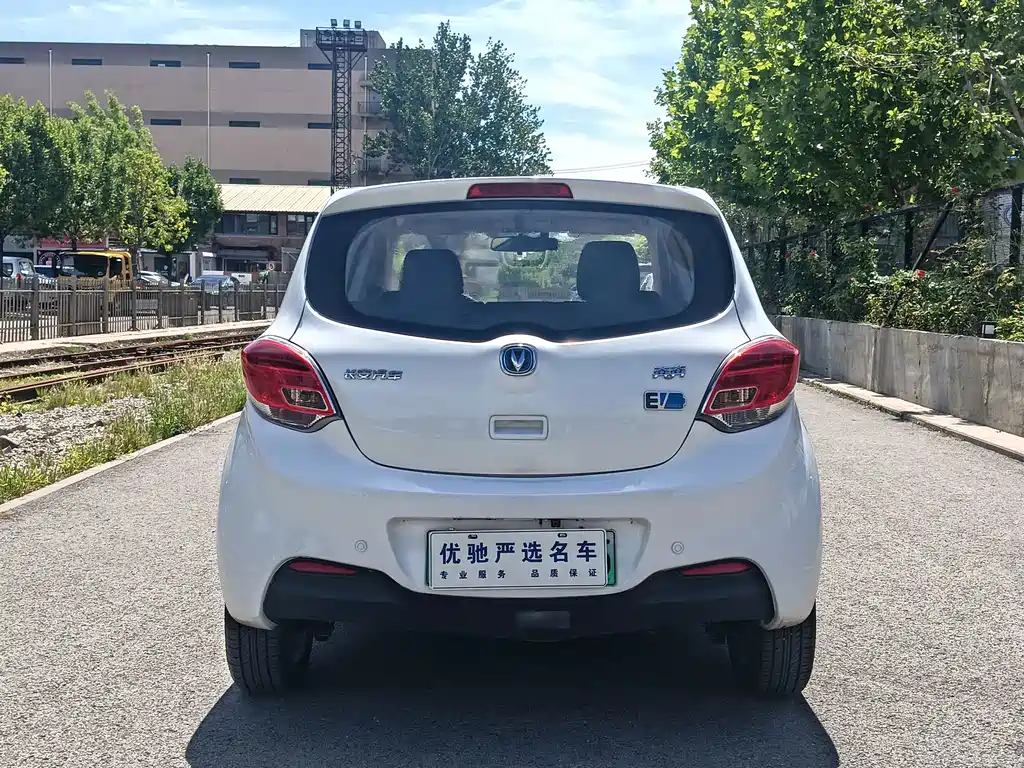 Changan EV — миниатюра 7