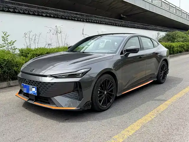 Changan UNI-V