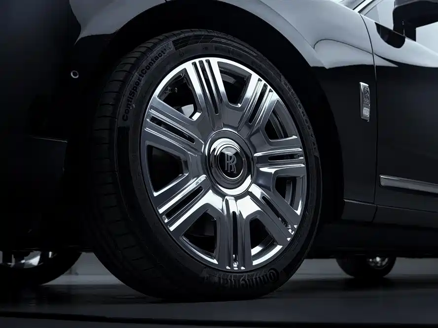 Rolls-Royce Cullinan 2018 мест