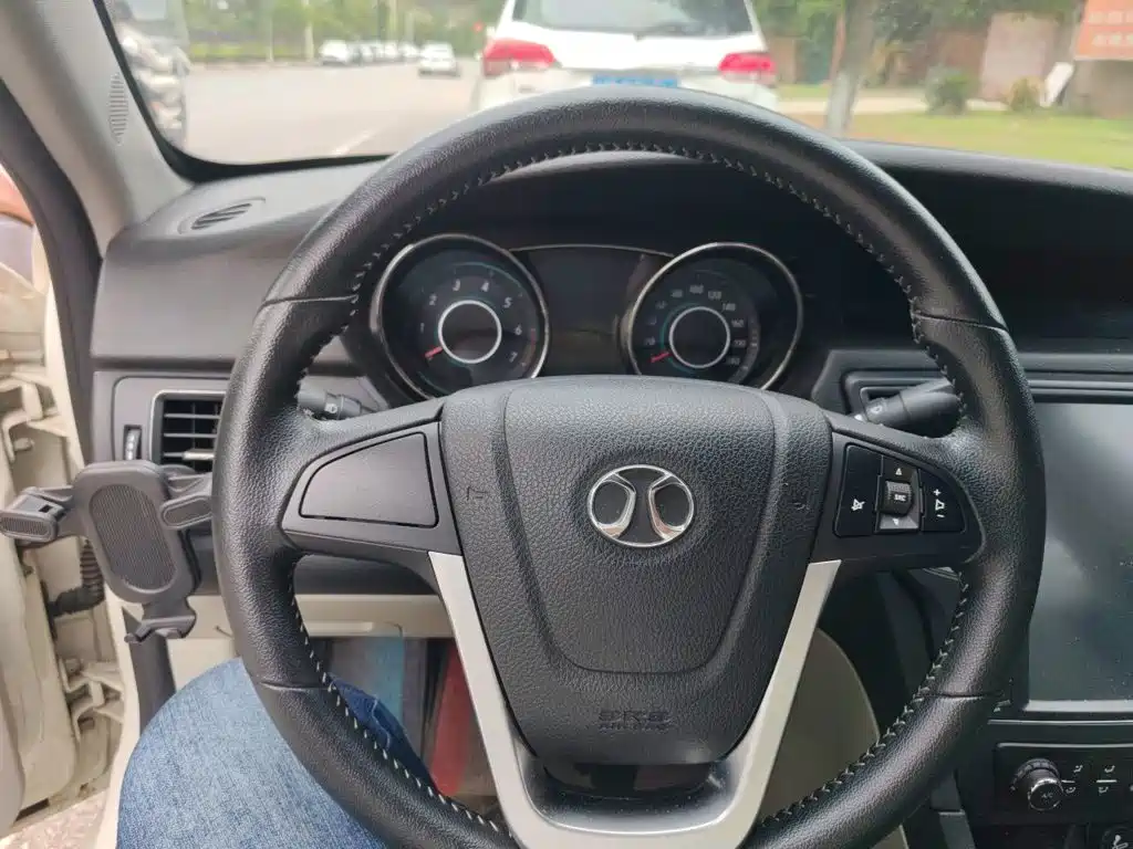 BAIC Senova D50 — миниатюра 6