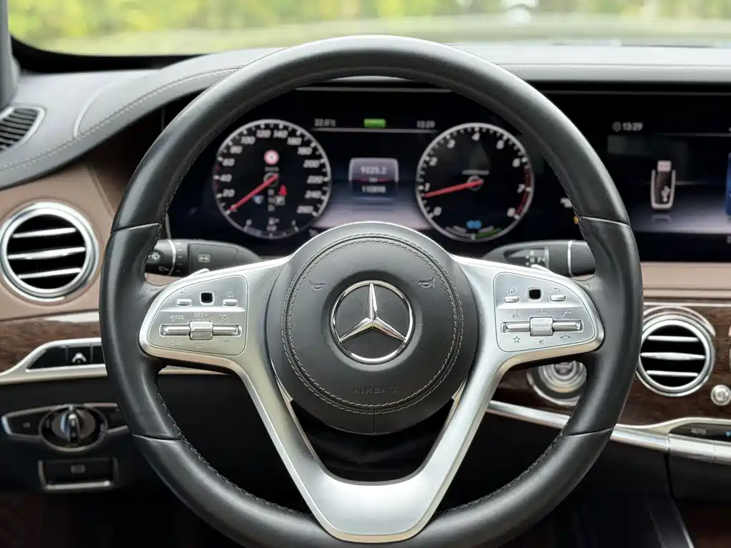 MERCEDES-BENZ S CLASS