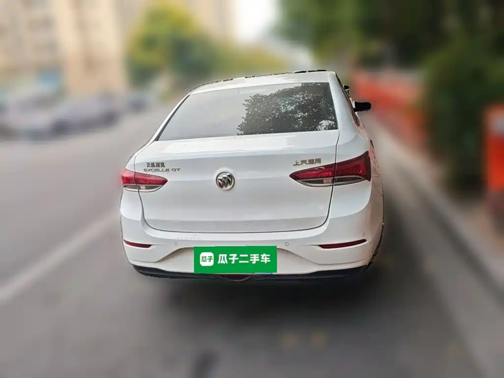 Buick Excelle — миниатюра 3