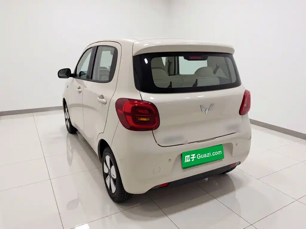 Wuling MINIEV — миниатюра 4