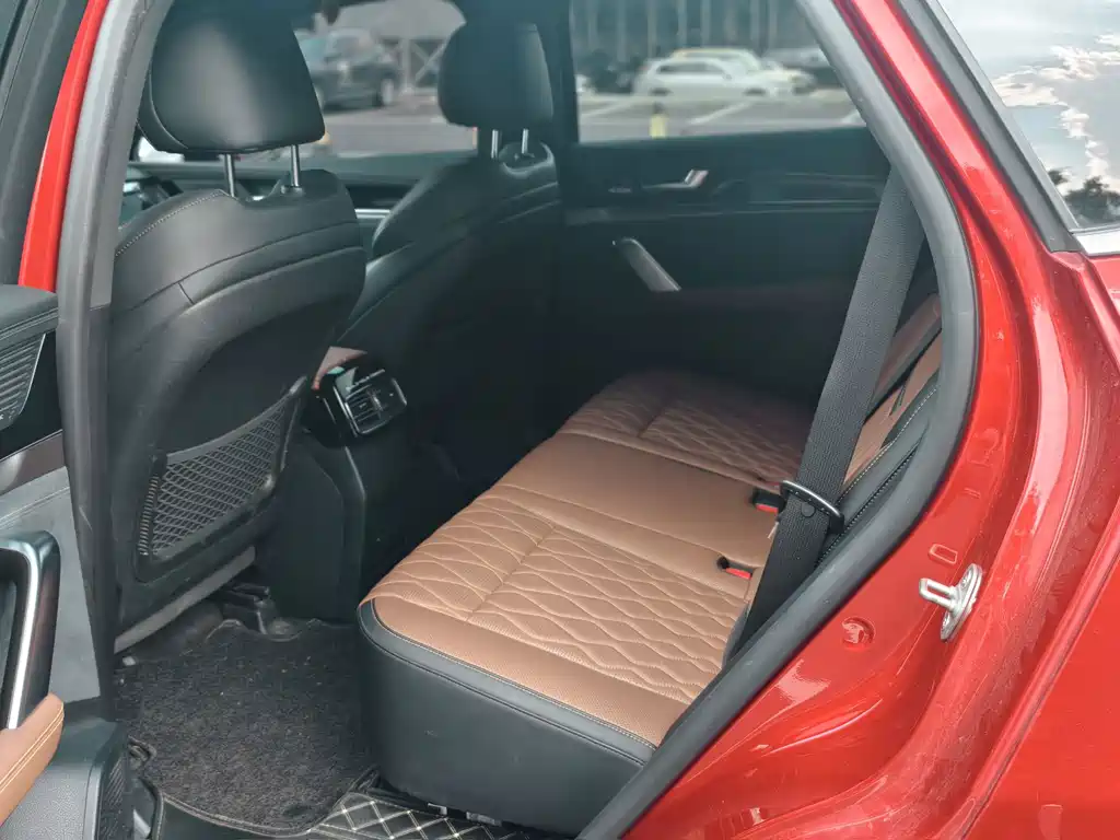 BYD Tang New Energy — миниатюра 16