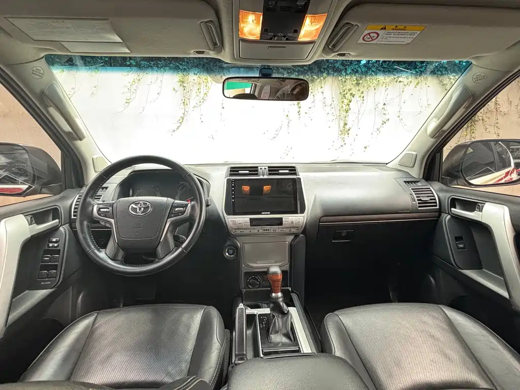 Toyota Prado — миниатюра 13