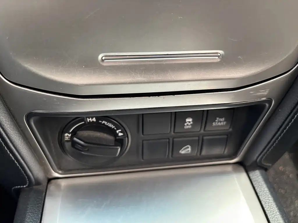 Toyota Prado — миниатюра 15