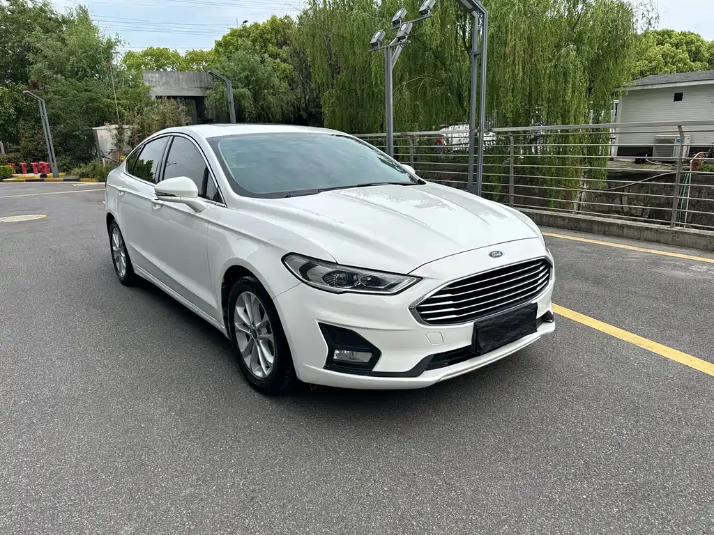 Ford Mondeo 2020 EcoBoost 180 Fashion