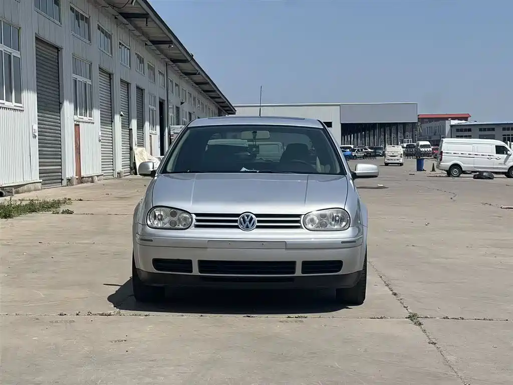 Volkswagen Golf 2004 1.6 AT Fashion