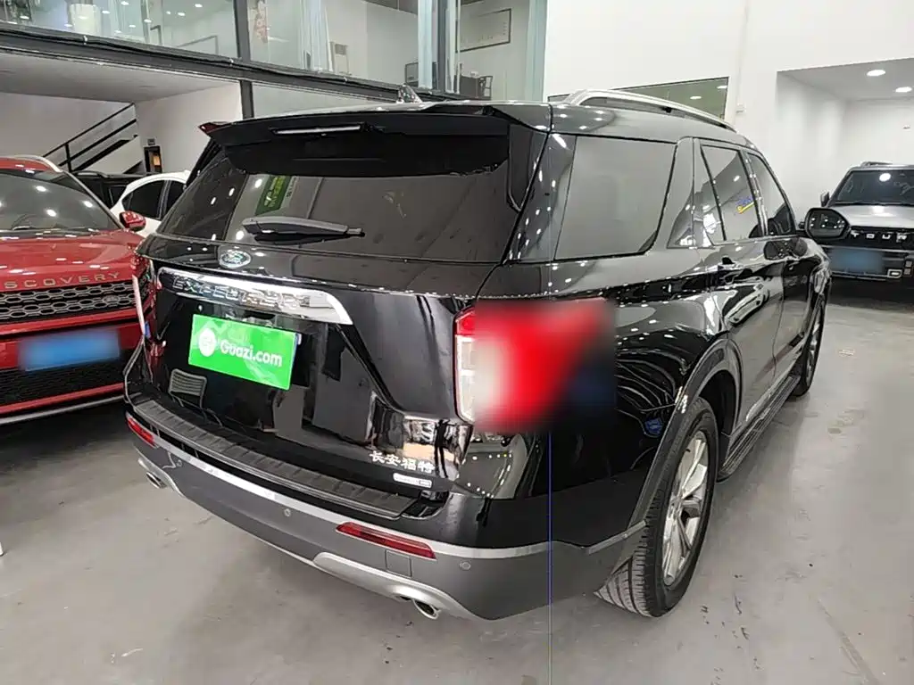 Ford Explorer — миниатюра 7