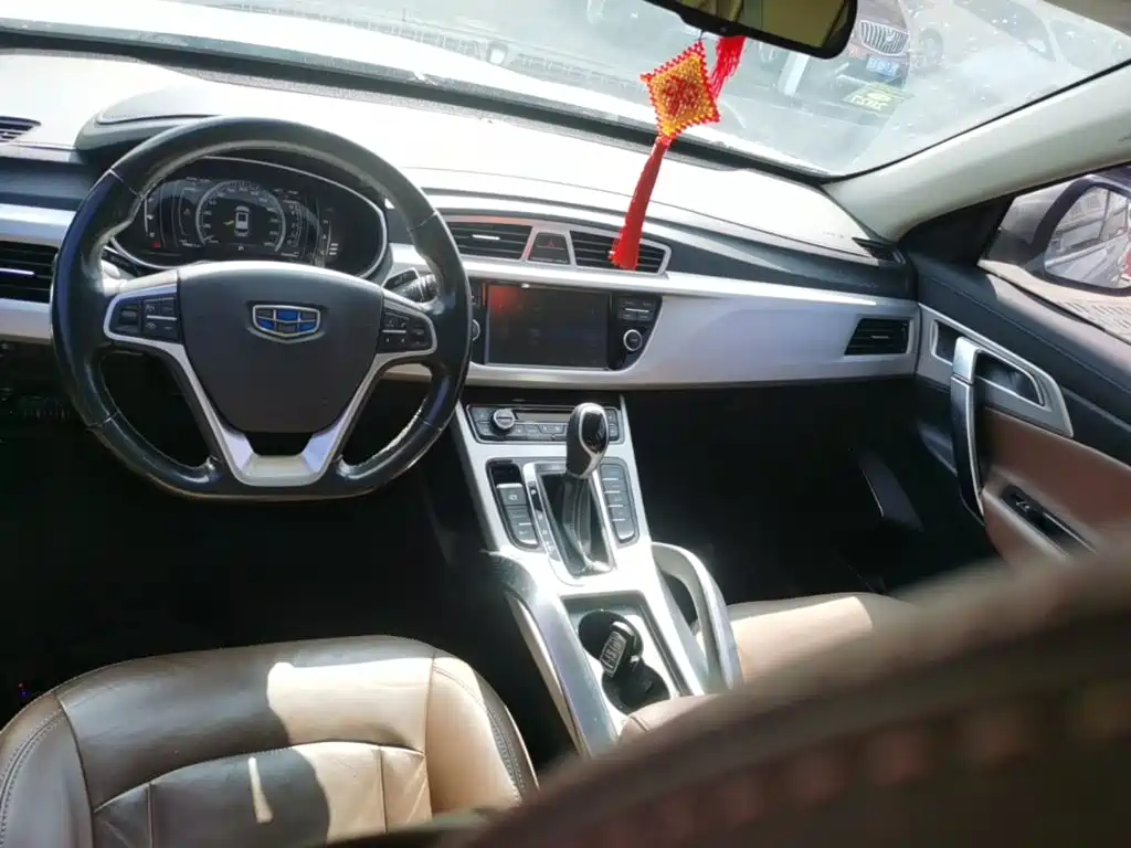 Geely Boyue — миниатюра 10