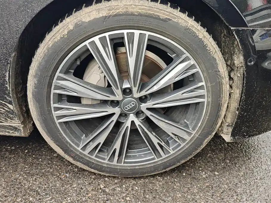 Audi A6L 2022 45 TFSI quattro