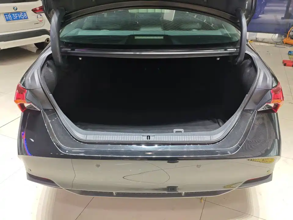 Toyota Avalon — миниатюра 9