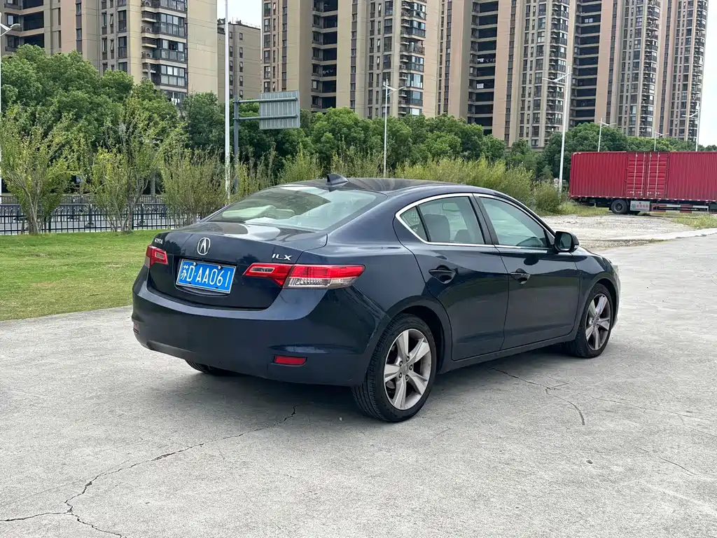 Acura ILX — миниатюра 4