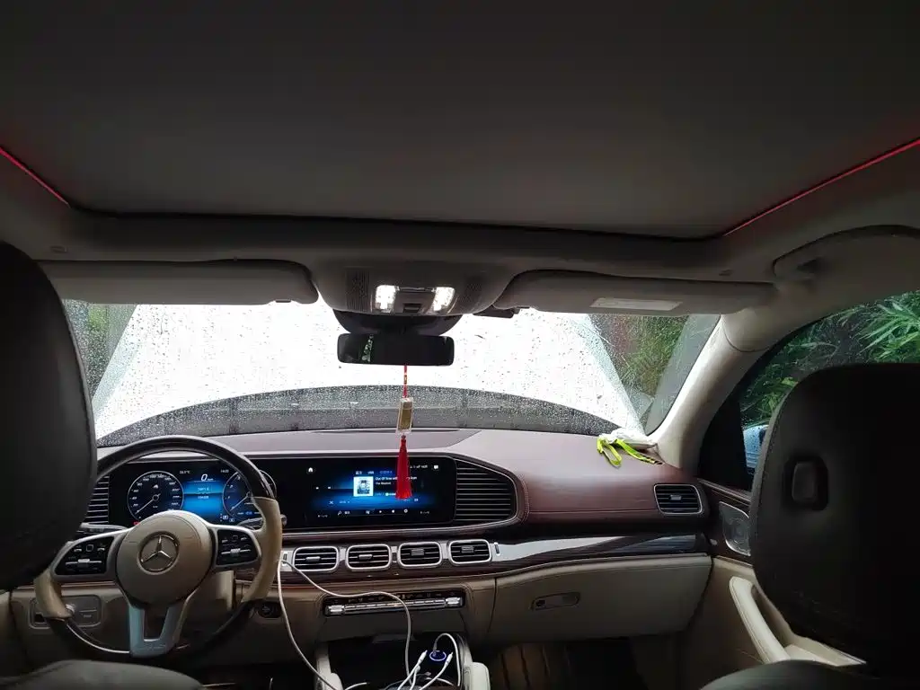 Mercedes-Benz GLS — миниатюра 9