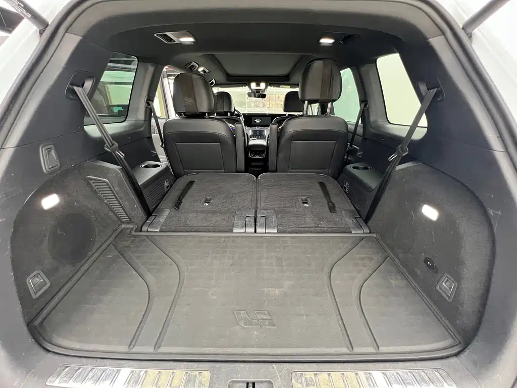 Li Auto Li ONE — миниатюра 12